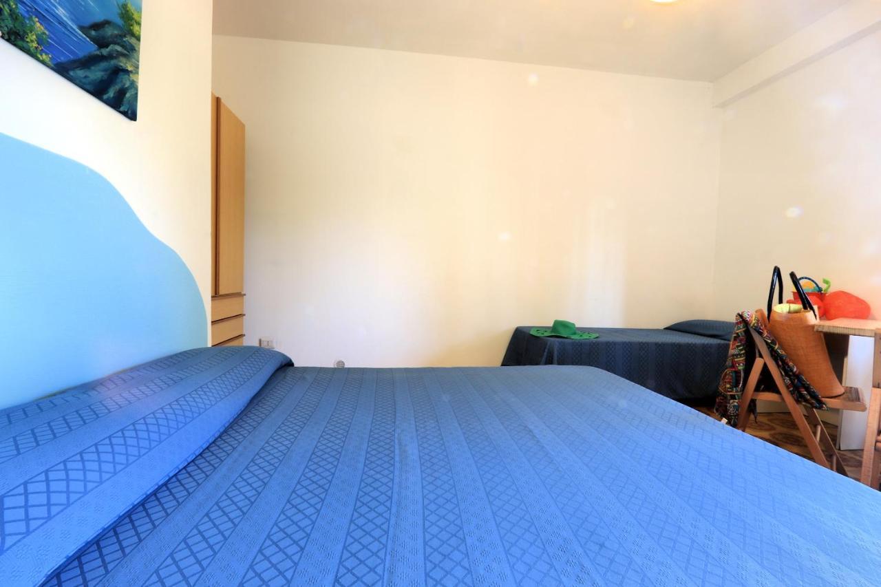 Capo dʼOrlando Testa Di Monaco - Basic Beach Accommodations מראה חיצוני תמונה