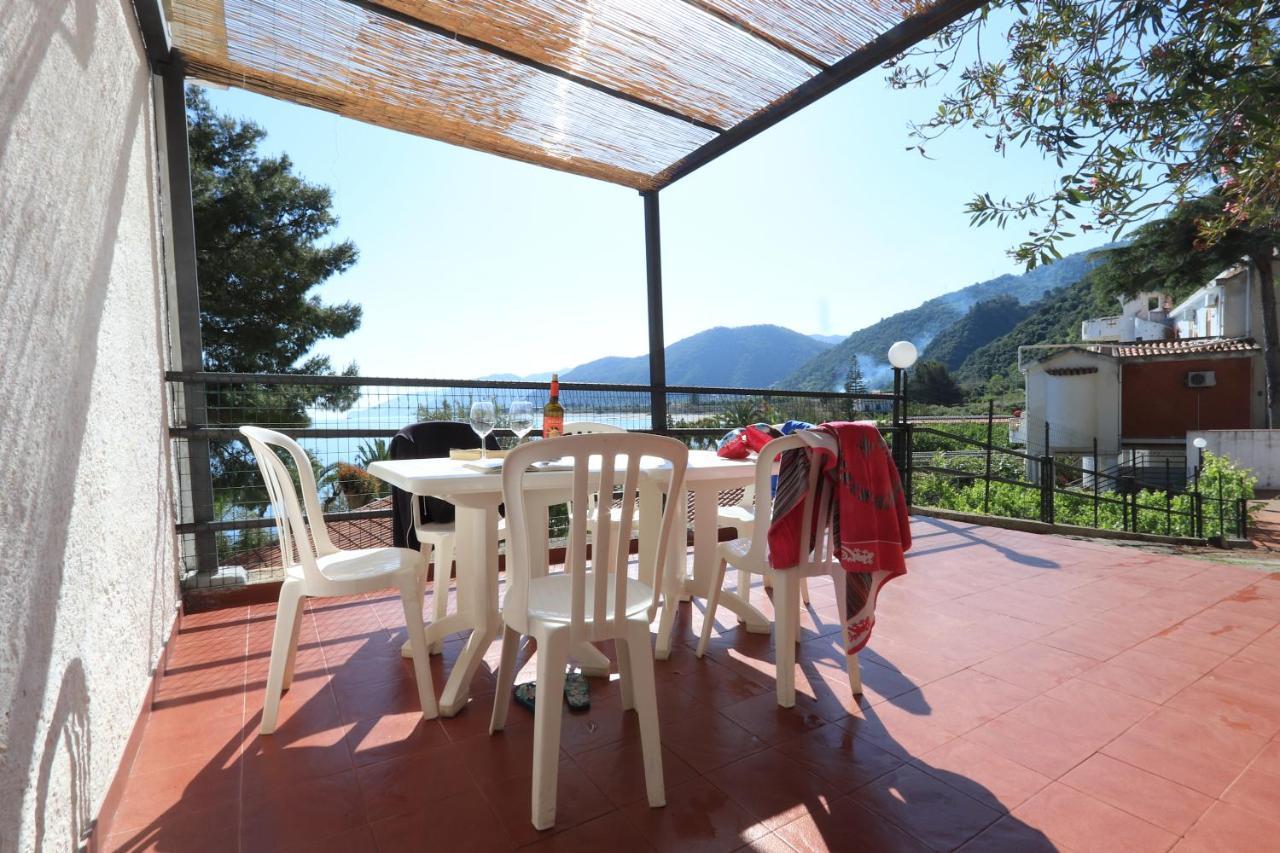 Capo dʼOrlando Testa Di Monaco - Basic Beach Accommodations מראה חיצוני תמונה