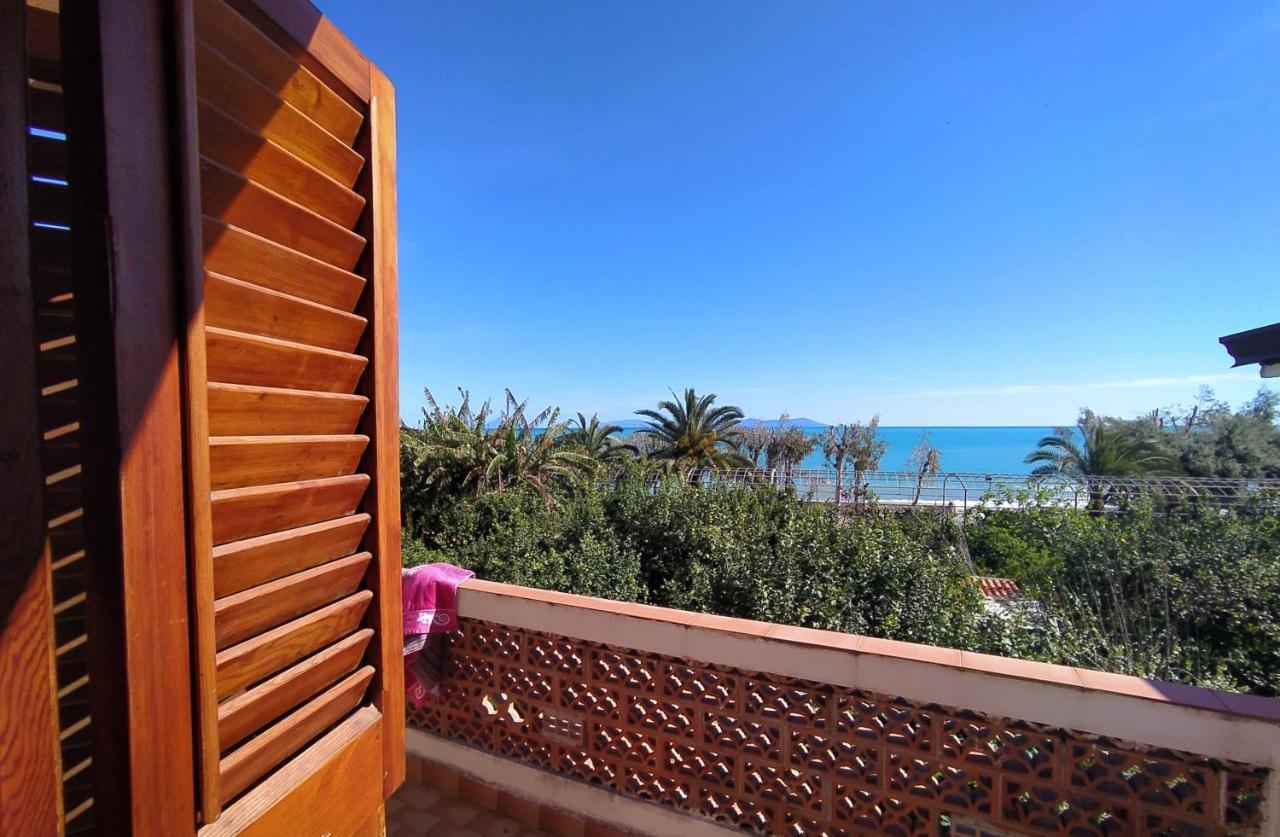 Capo dʼOrlando Testa Di Monaco - Basic Beach Accommodations מראה חיצוני תמונה