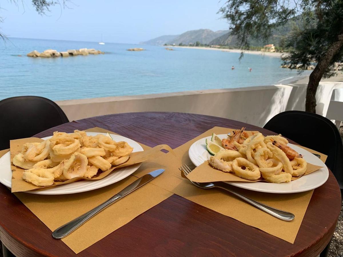 Capo dʼOrlando Testa Di Monaco - Basic Beach Accommodations מראה חיצוני תמונה